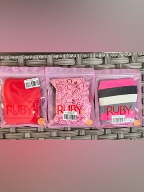NWT Girls YL Ruby Hipster Girl Power Underwear